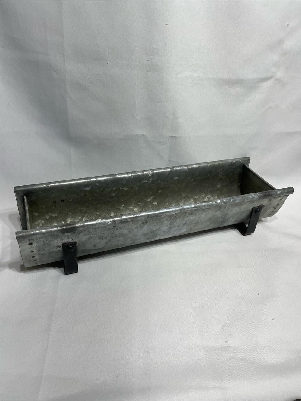 17” Farmhouse Style Decor Galvanized Trough Baslet Container Organizer Good Cond